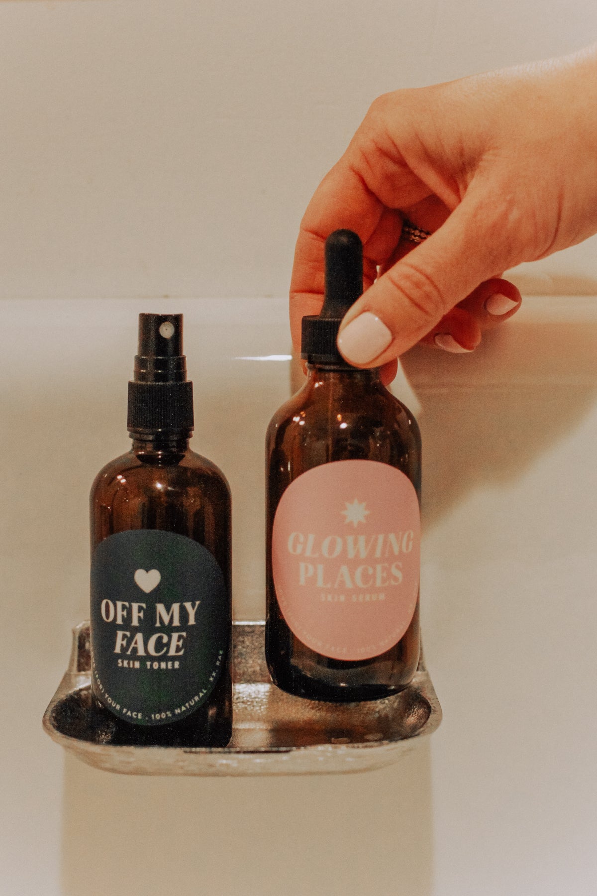 ESSENTIAL SKINCARE DUO (GLOW SERUM + TONER)